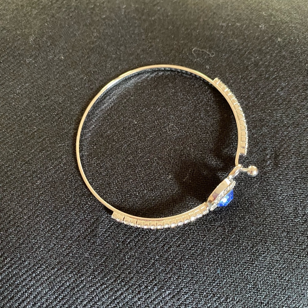 Rhinestone Bracelet - Picture 4 of 5